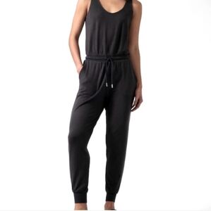Athleta Balance Jumpsuit in Black. Size XL. GUC.